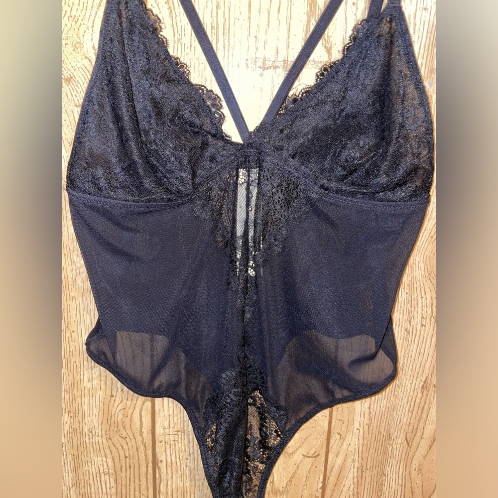 NWOT Forever 21 Lace Sheer Mesh Strappy Bosysuit